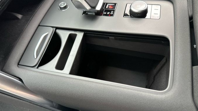 Land Rover Discovery Diesel 3.0 D350 Dynamic HSE Commercial Auto - Image 39
